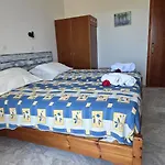 Yiannis شقة