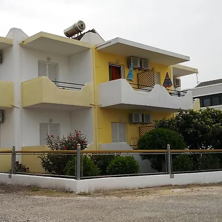 雅尼公寓 * 马斯蒂查里