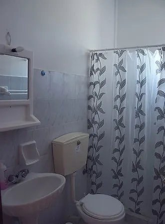 Апартаменты Yiannis *